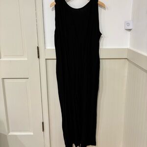 Black Sleeveless Jumpsuit